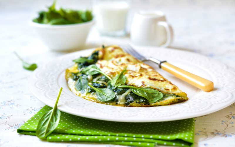 7 Day Meal Plan - cheese and spinach omelet